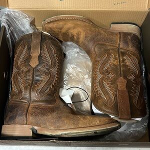 Men’s Western Boots, Ariat size 11.5